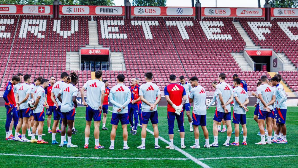 España se prepara para jugar ante Suiza