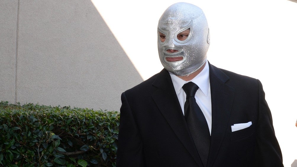 El Hijo del Santo se retira de la lucha