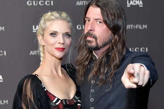 Dave Grohl y Jordyn Blum tienen tres hijas en común.