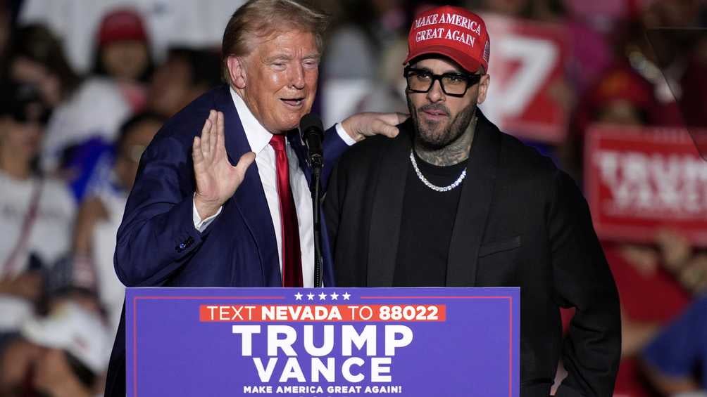 Nicky Jam apareció en un evento de campaña de Donald Trump. 