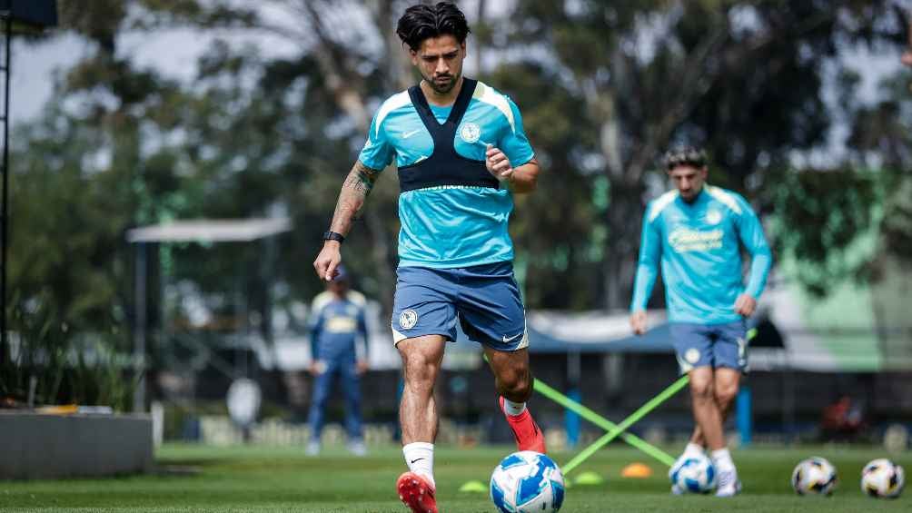 Víctor Dávila ya tuvo su primer entrenamiento como jugador de América