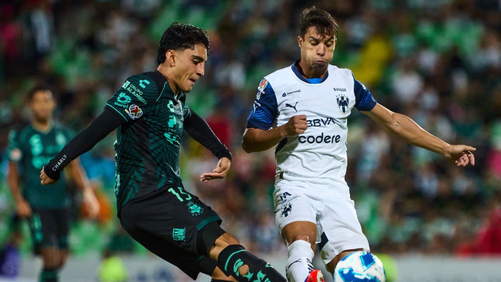 Naveda en el partido ante Rayados