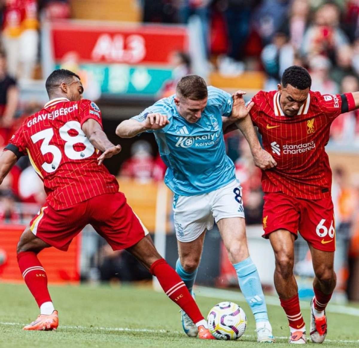 Liverpool cayó antes el Forest 