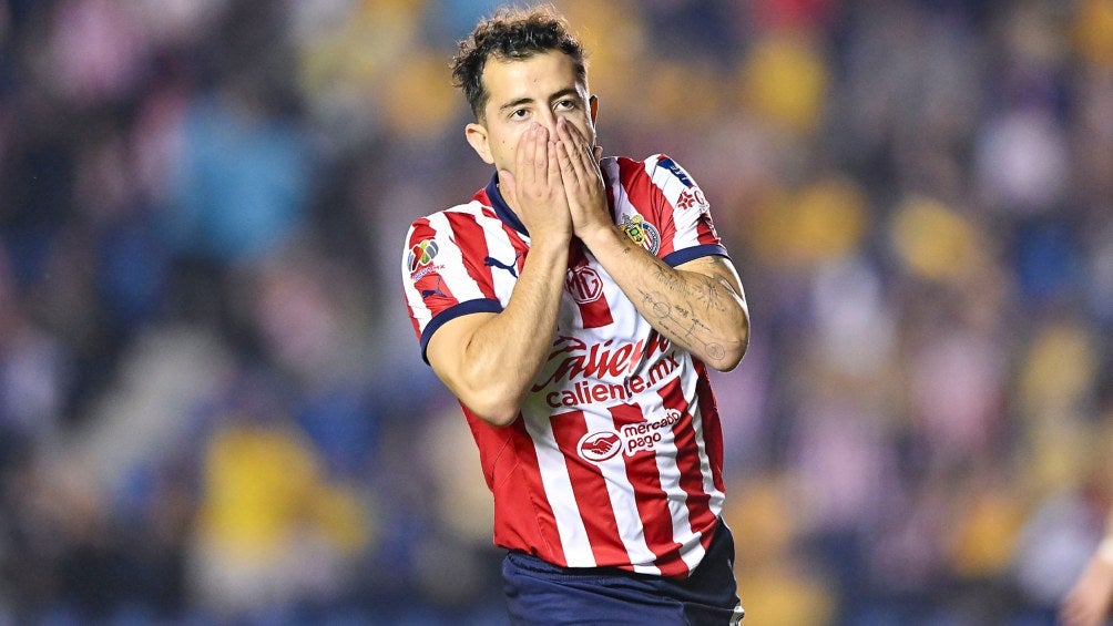 Alan Mozo, lateral de Chivas