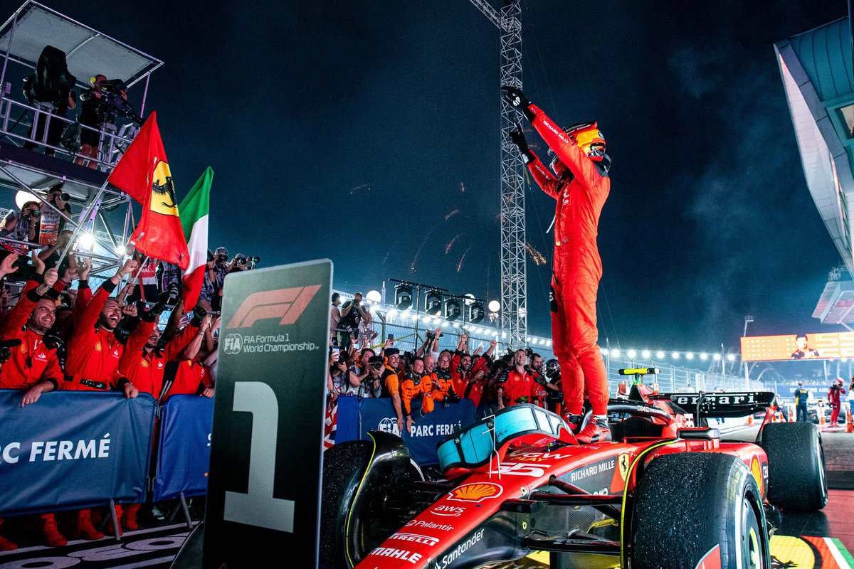 Carlos Sainz ganó en Marina Bay el año pasado