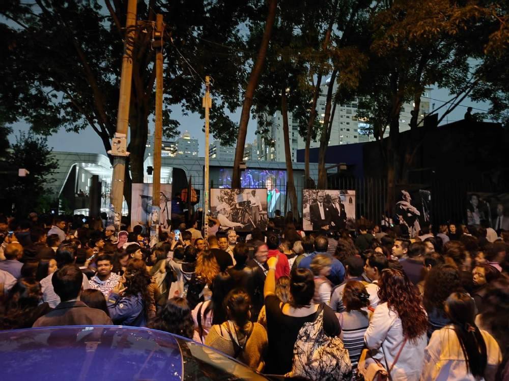 En la Cineteca Nacional mucha gente se quedó afuera.