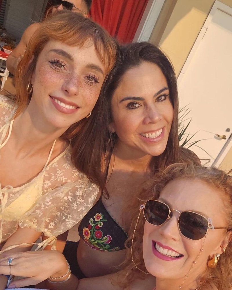 Paola Rojas se queda con las amigas que hizo en 'Netas Divinas'.