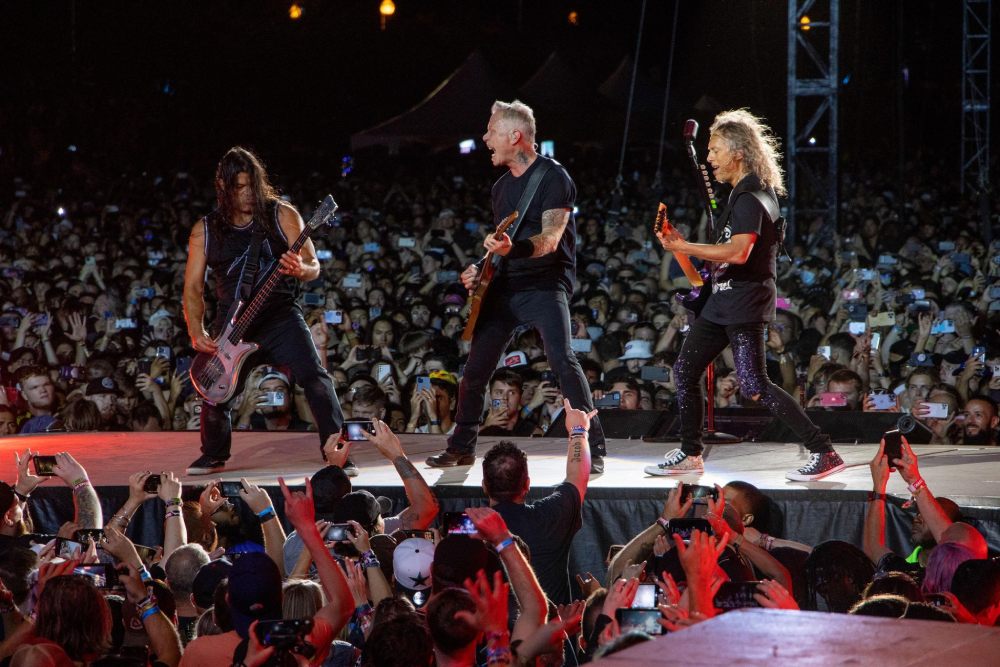 Metallica prenderá, literla, el Foro GNP con la pirotecnia que trae.