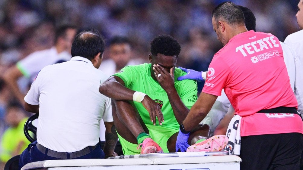 Avilés Hurtado lesionado vs Rayados