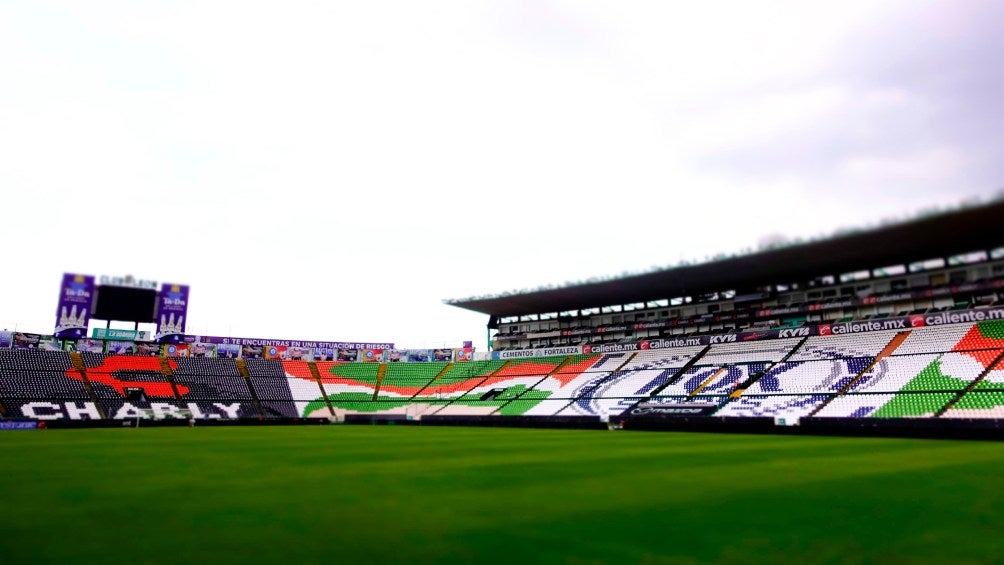 Estadio Nou Camp,  casa de León