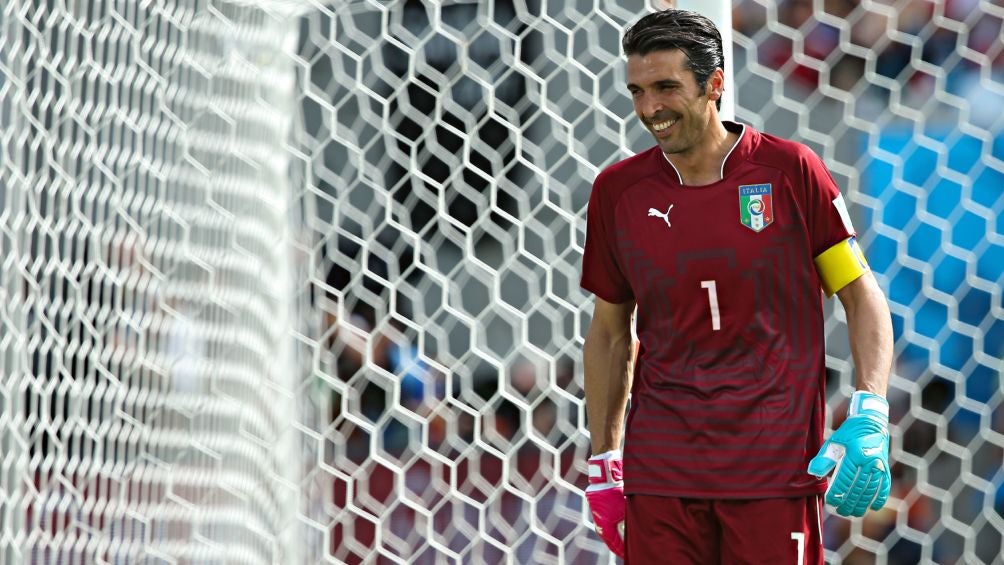 Gianluigi Buffon sobre Guillermo Ochoa: 'Es muy valiente, sería justo que esté en el siguiente Mundial'