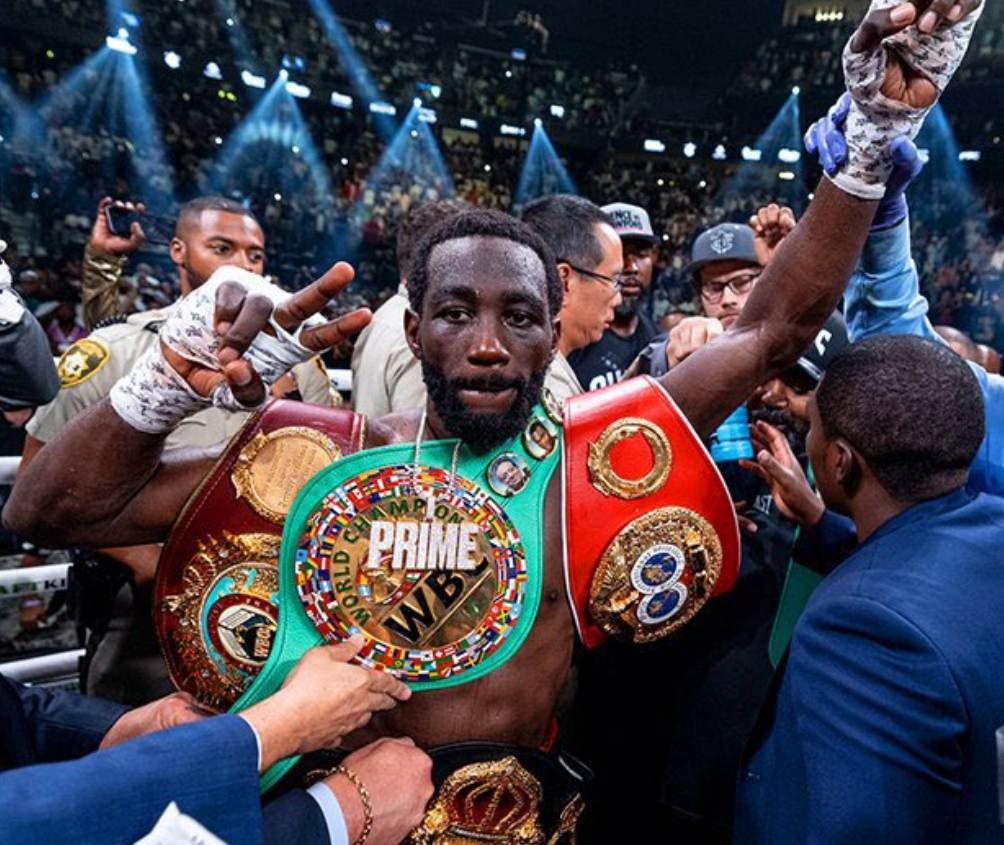 Terence Crawford reta a 'Canelo' Álvarez