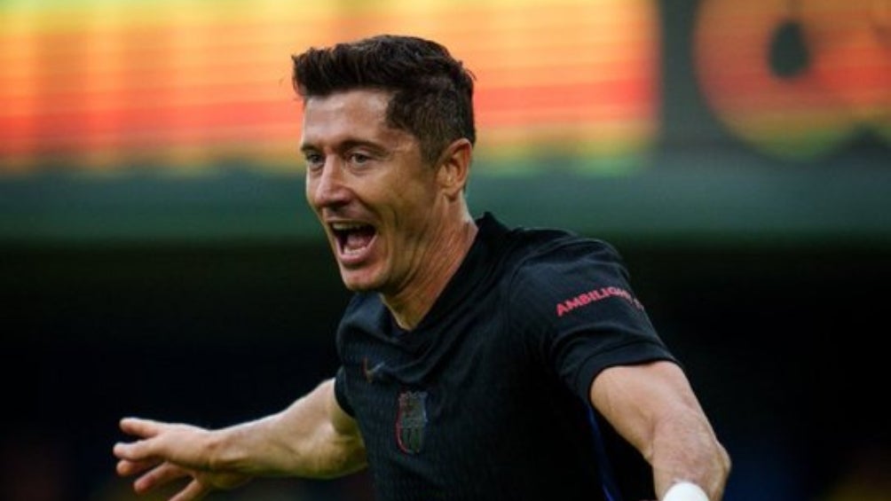 Lewandowski comanda la victoria del Barcelona