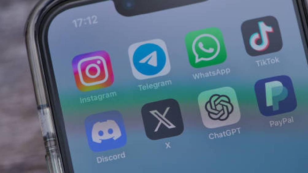 Telegram es una plataforma de mensajería instantánea.