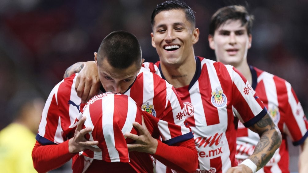 Chivas se medirá ante Rayados en el Akron