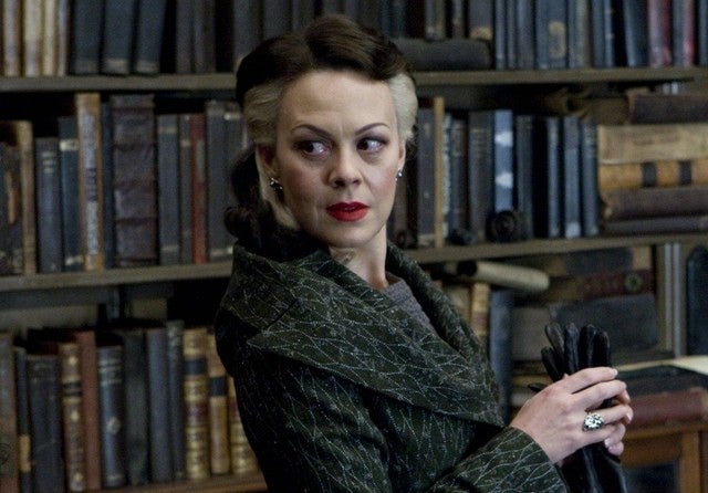 A Helen McCrory la venció en cáncer de mama.