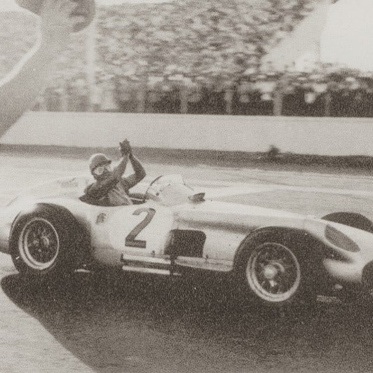 Juan Manuel Fangio fue ídolo en Argentina 