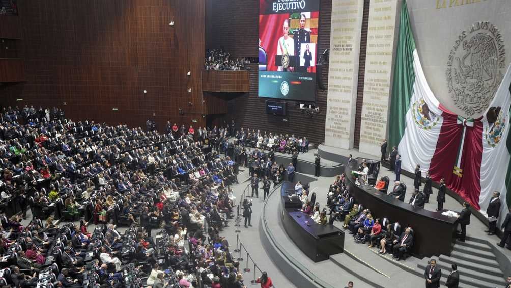 La Cámara de Diputados fue el escenario de la toma de protesta. 