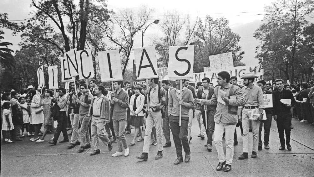 En 1968 estudiantes fueron asesinados en Tlatelolco. 