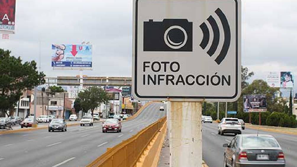 cada multa resta puntos y provoca varias sanciones. 