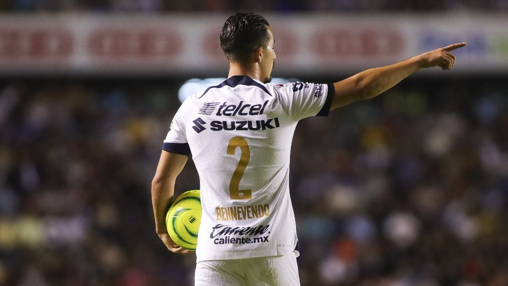 Pablo Bennevendo durante un partido