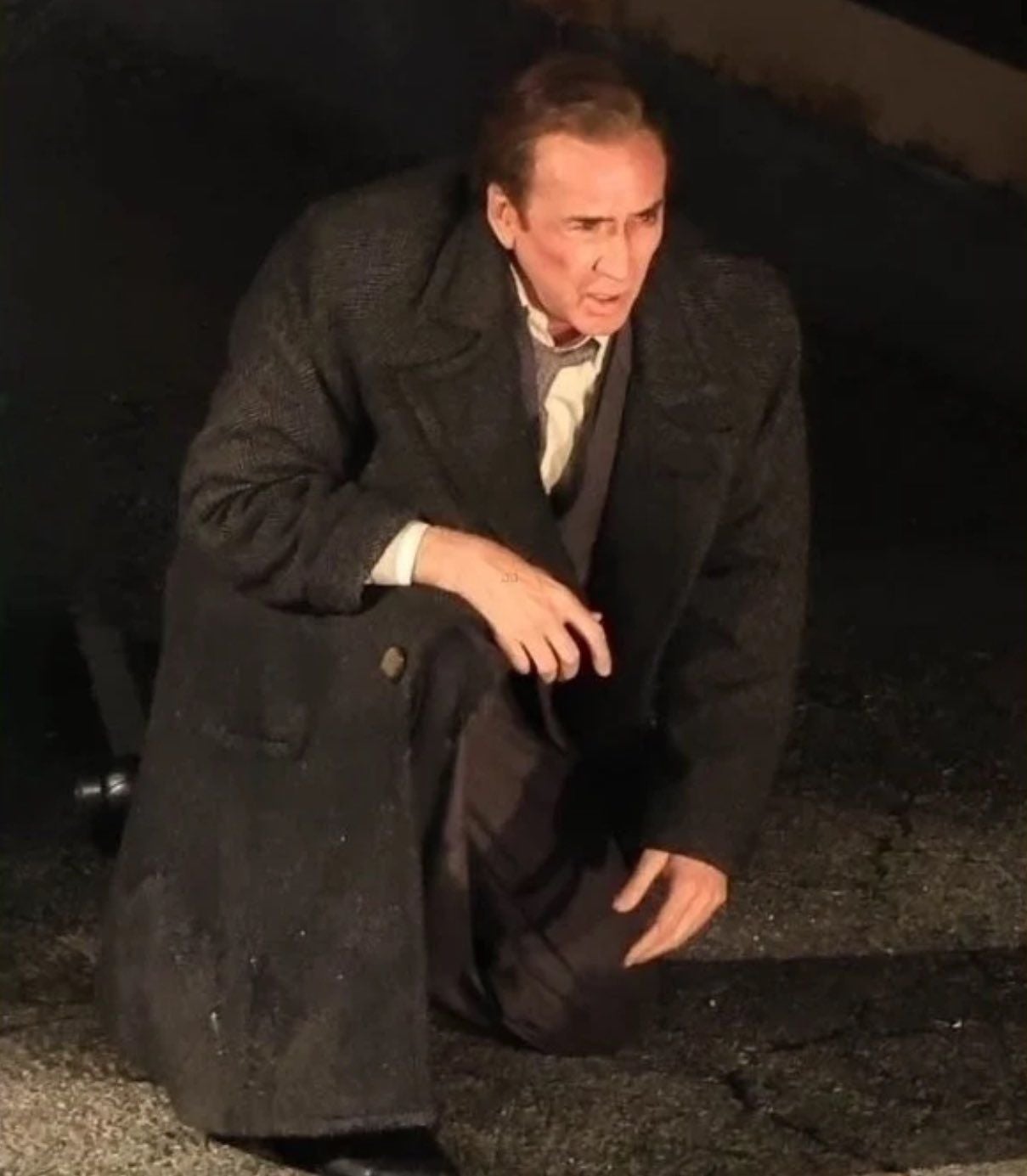 Nicolas Cage como Spiderman Noir en el set