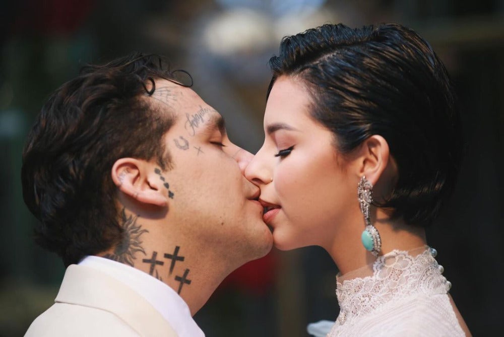 La boda de los cantantes ha causado mucha polémica.