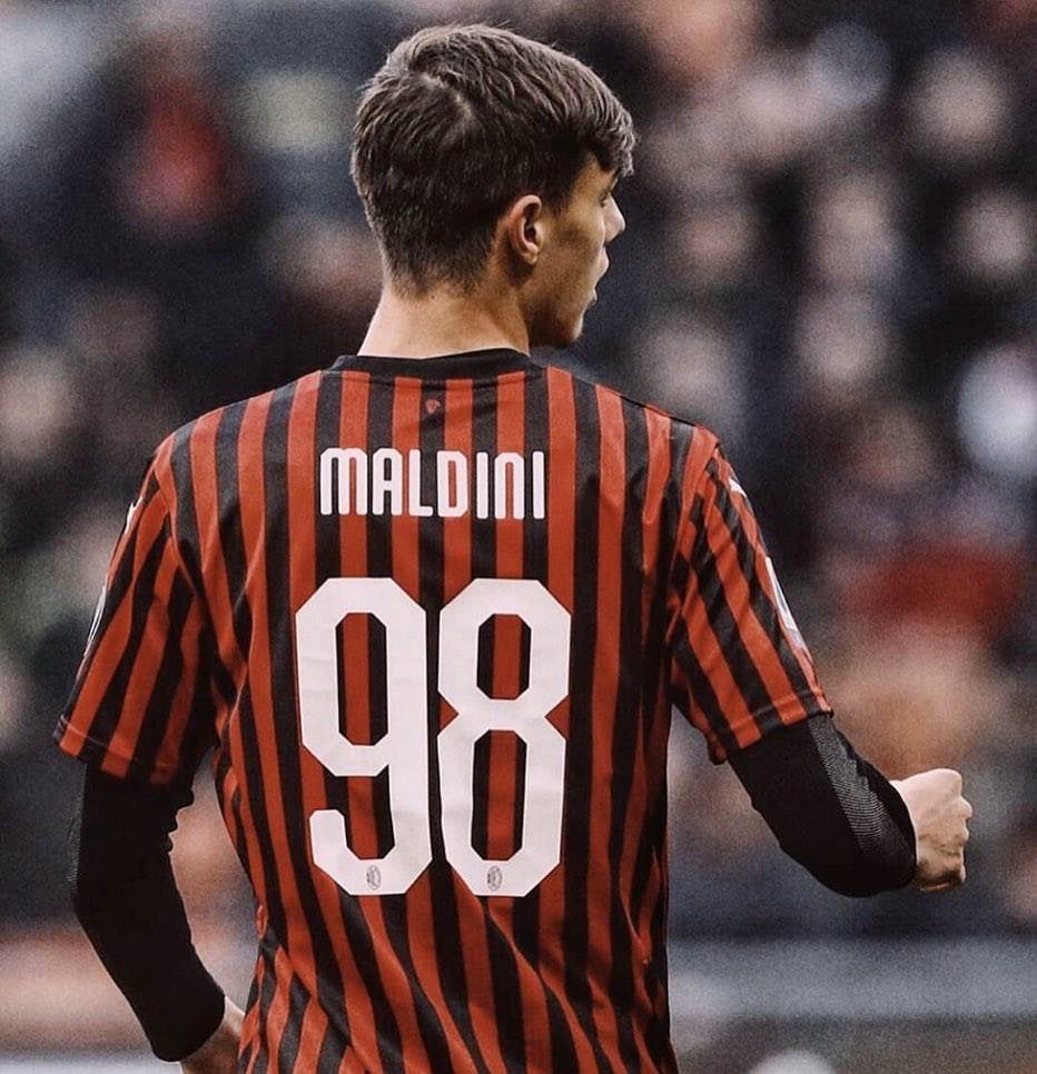 Daniel dio sus primeros pasos en AC Milan como su padre