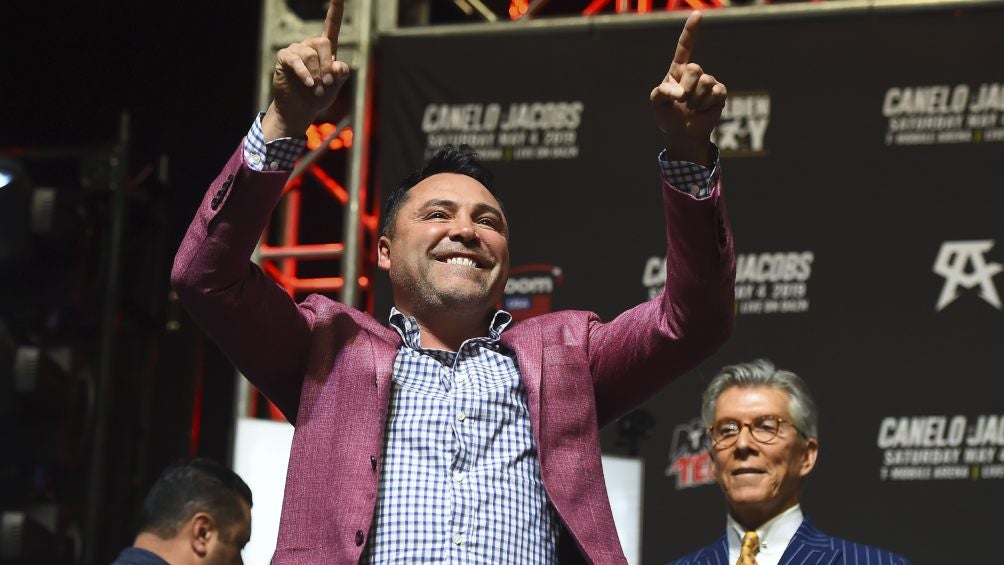 Óscar de la Hoya responde a Hearn 