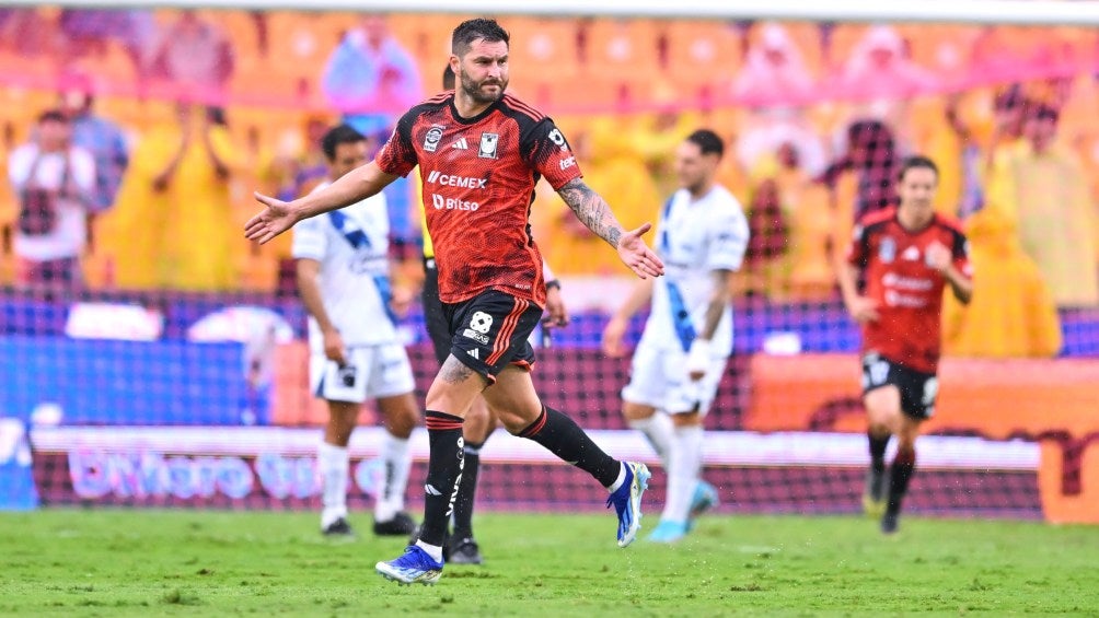 Gignac rescató los tres puntos a Tigres