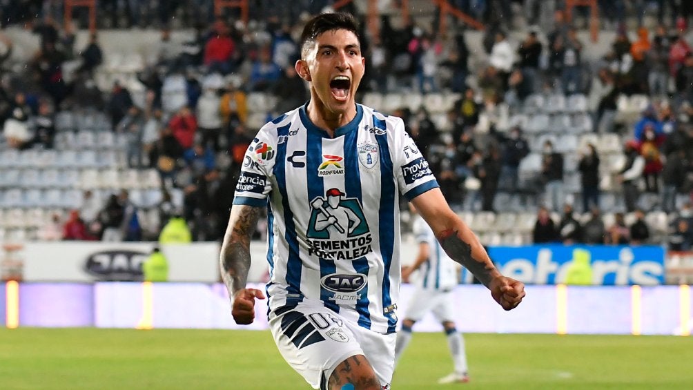 Guzmán se conslido en Pachuca antes de volver a Chivas