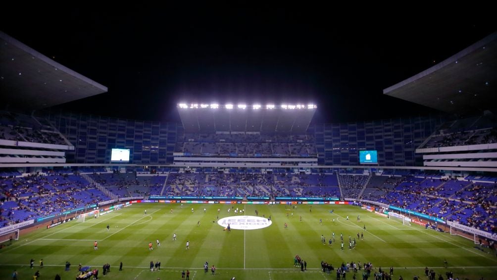 Estadio Cuauhtémoc previo al México vs Valencia