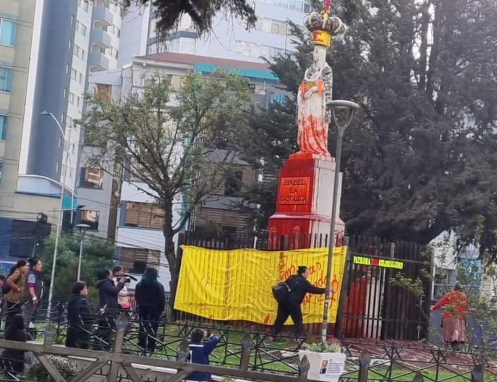 La gente no estuvo de acuerdo con la protesta del colectivo feminista.