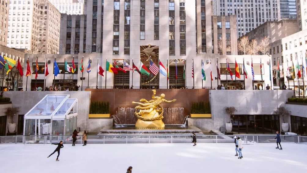 La pista de hielo del Rockefeller Center es un símbolo de Nueva York. 