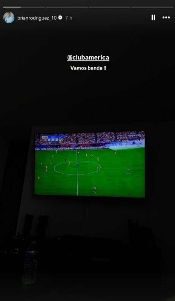 Brian Rodríguez apoyando al América desde CDMX