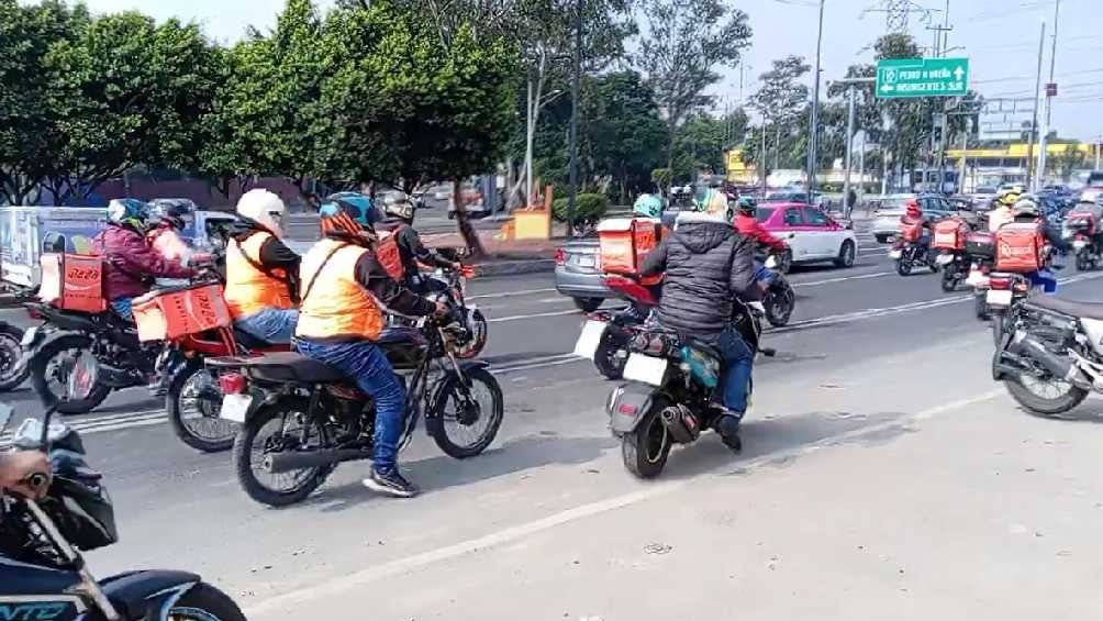 Repartidores por aplicación hacen manifestación para exigir derechos laborales 