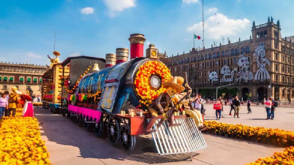 El año pasados un millón de personas visitaron la ofrenda del Zócalo. 