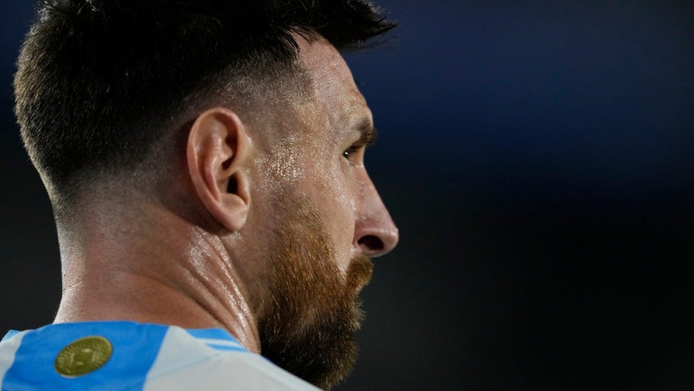 Messi anotó triplete