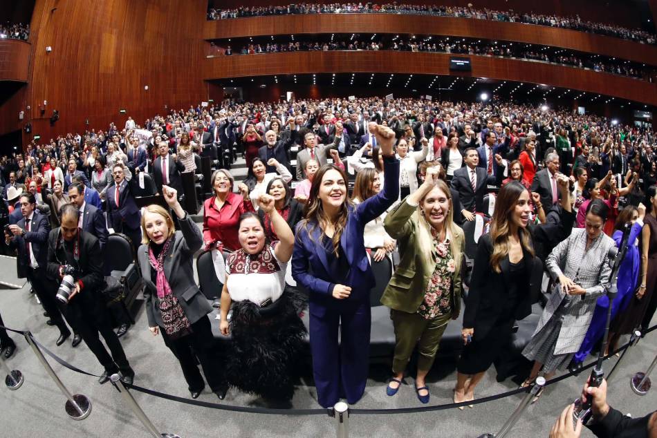 Andrea Chávez busca evitar la violencia hacia la mujer.