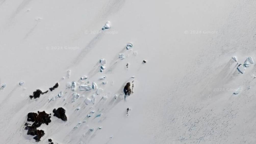 Expertos explicaron que se trata de un Iceberg atorado.  