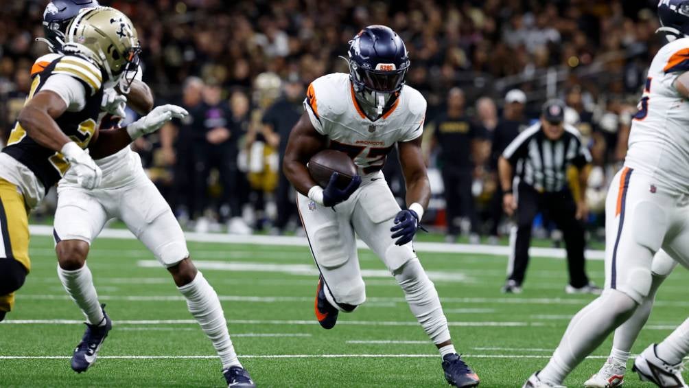 Broncos apaleó a Saints