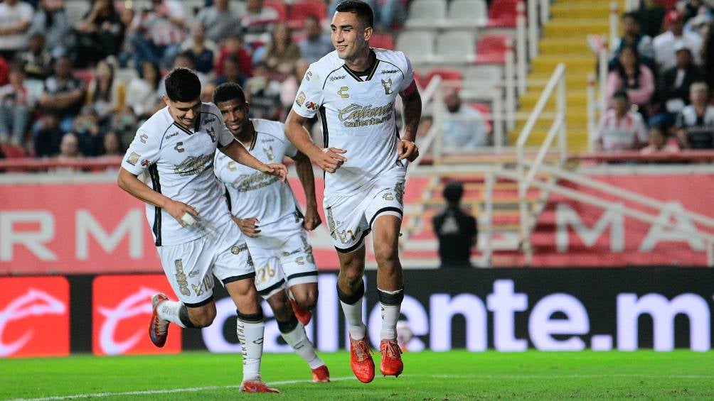 Xolos celebrate Victoria