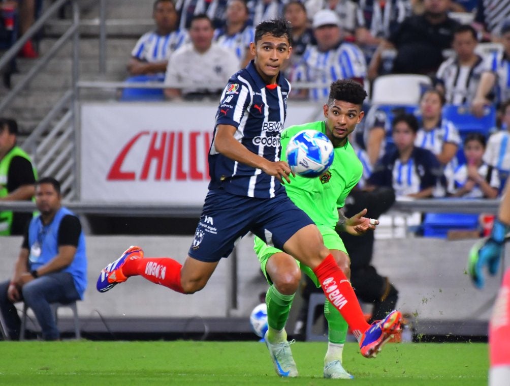 Fidel Ambriz vive su primer torneo con Rayados