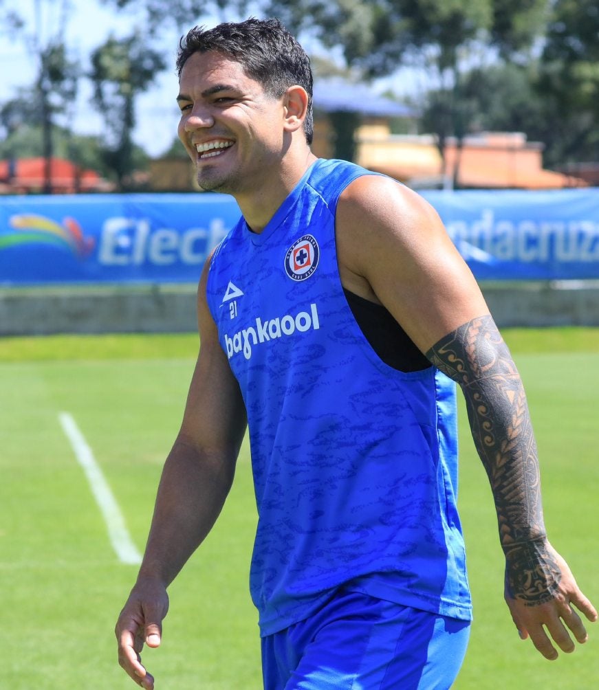 Gabriel Fernández ya entrena con el primer equipo