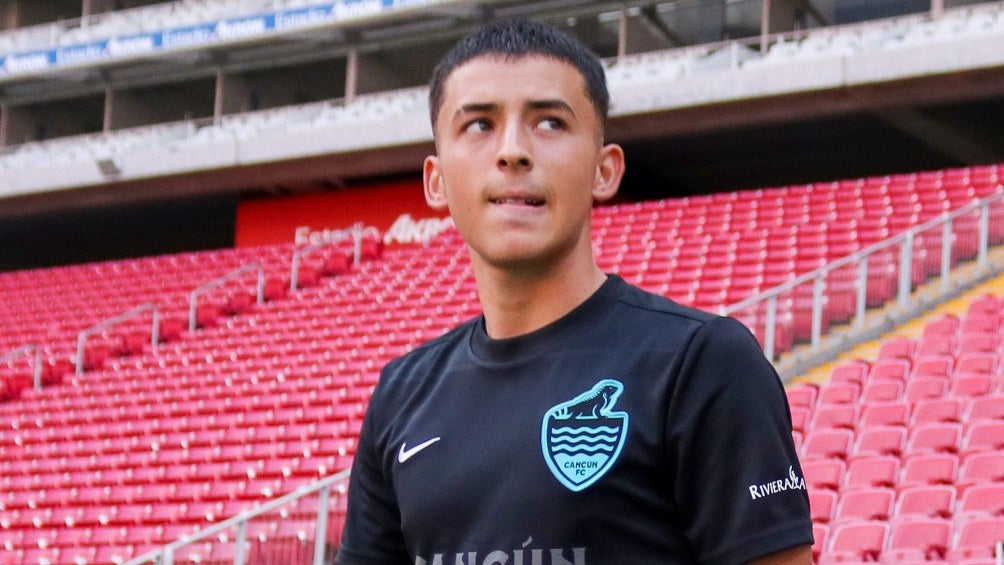 Christo Vela en su etapa con Cancún FC