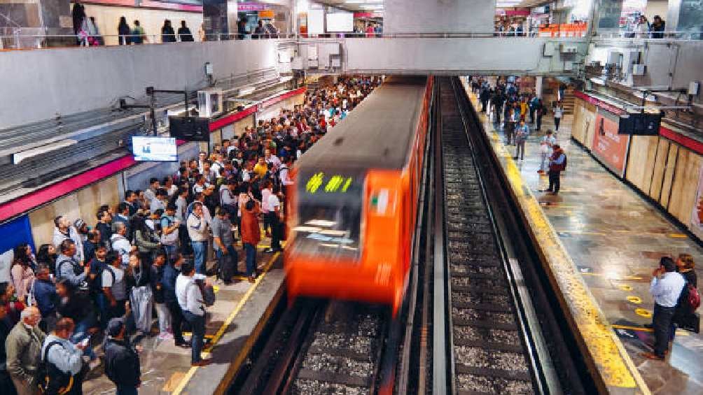 El Metro es un transporte utilizado por millones de personas diariamente. 