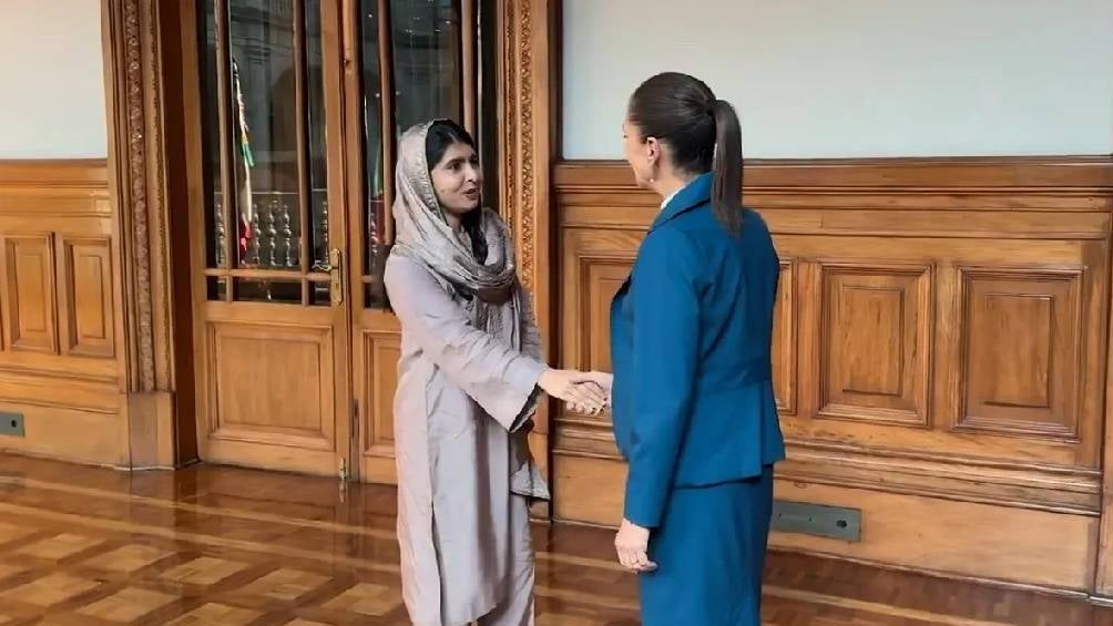 La mandataria se reunió con Malala Yousafzai en el Palacio Nacional, donde destacaron la importancia de la participación de las mujeres en el poder.