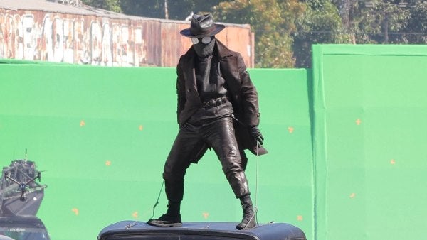 Nicolas Cage como Spiderman Noir en el set