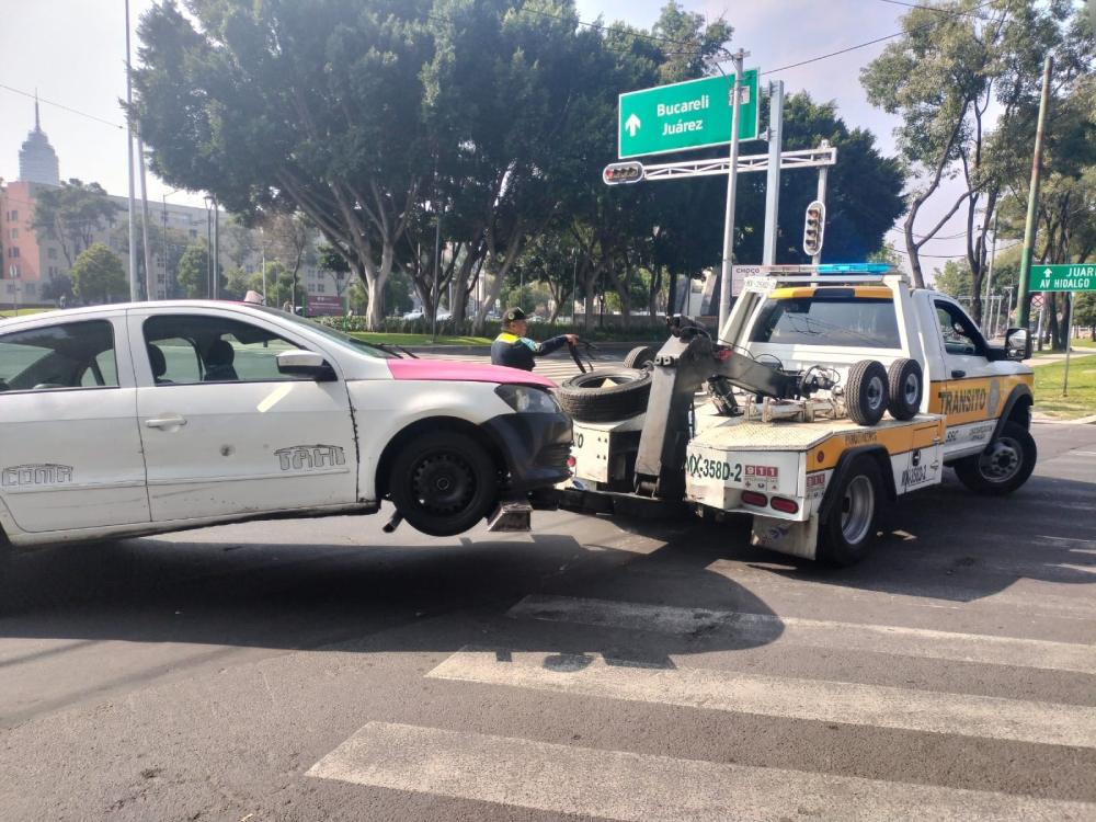 Evita multas y verifica si tu auto circula.