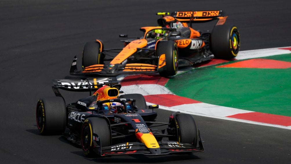 Verstappen y Lando en la batalla en el GP de México